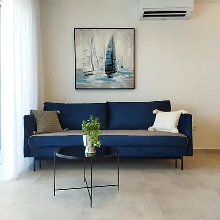 Tramonto Apartment *