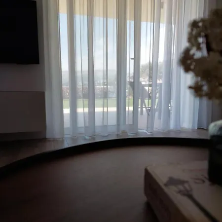 Tramonto Apartment *
